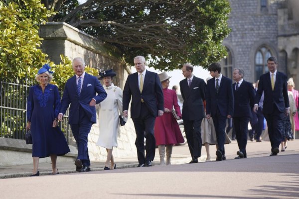 Britská kráľovská rodina sa zišla vo Windsore na tradičnej veľkonočnej omši